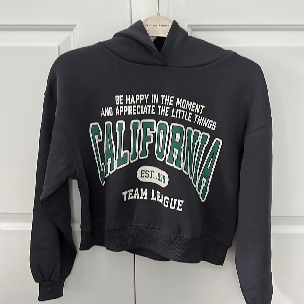 H&M girls California crop sweatshirt